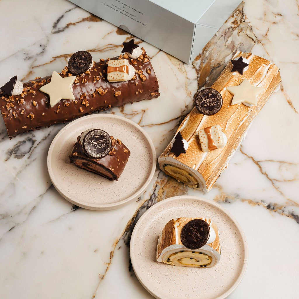 Bûche de Noël (Whole / Slice)