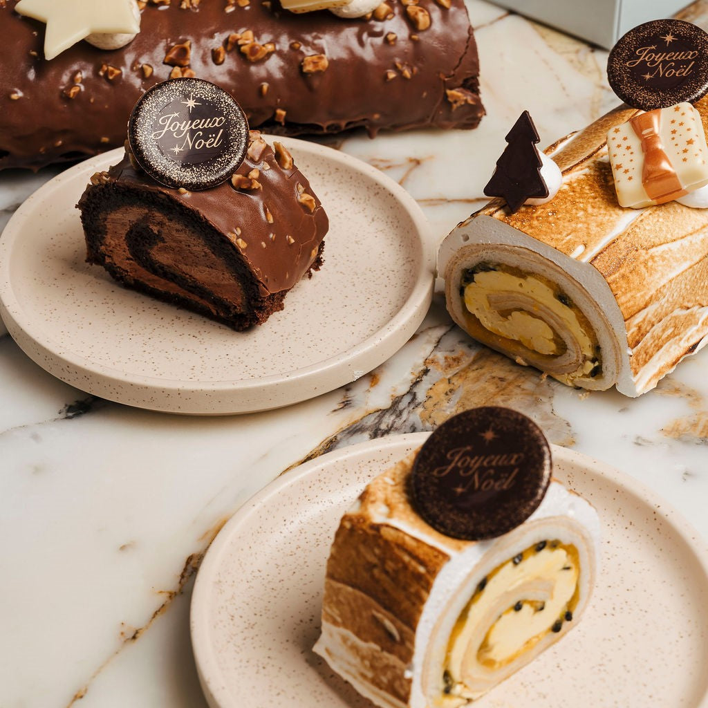 Bûche de Noël (Whole Cake)