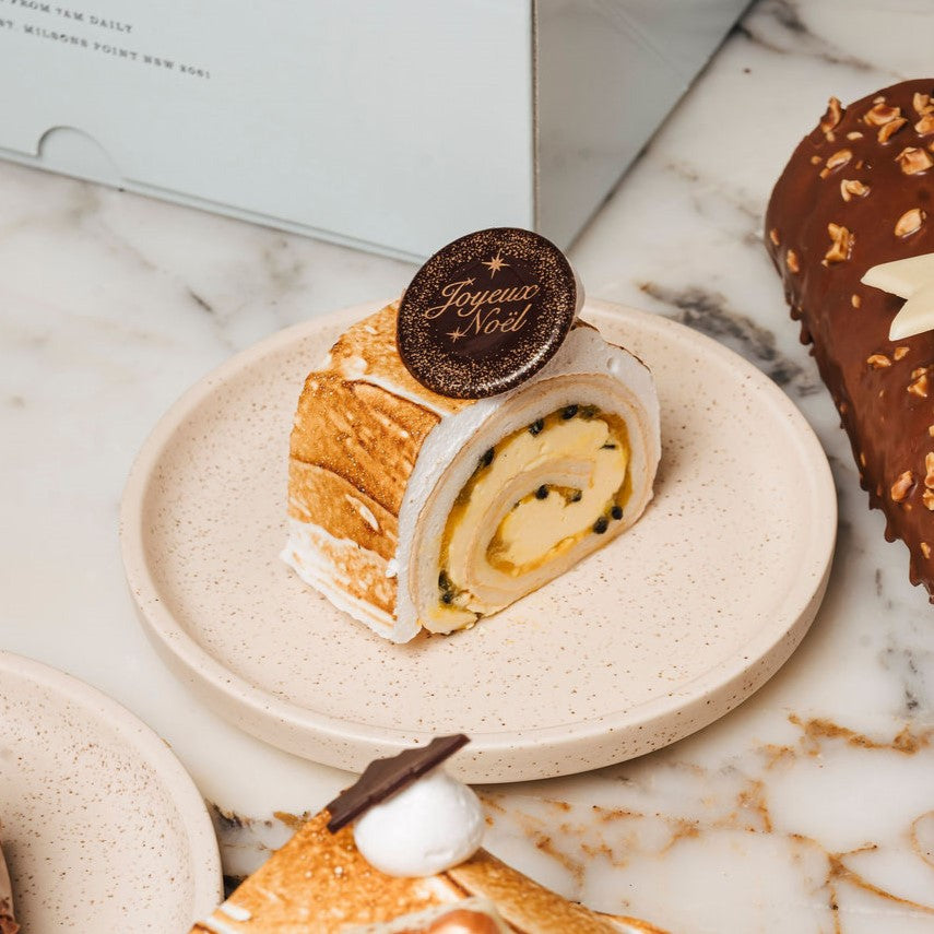 Bûche de Noël (Whole Cake)